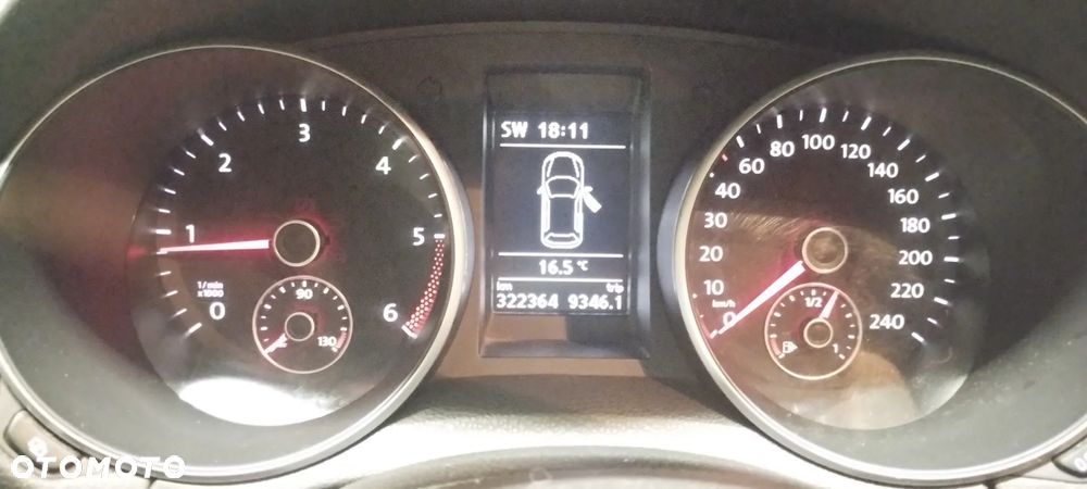 Volkswagen Golf VI 2.0 TDI Highline - 9