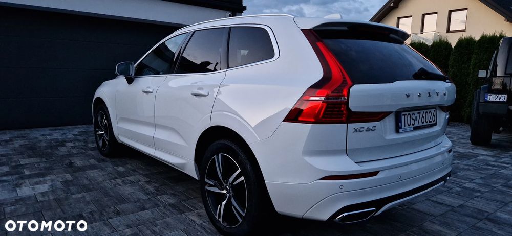 Volvo XC 60 T5 GPF AWD R-Design - 35