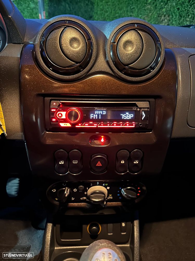 Dacia Duster 1.5 dCi Prestige - 9