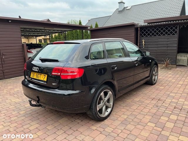 Audi A3 Sportback 1.8 TFSI Ambition - 6