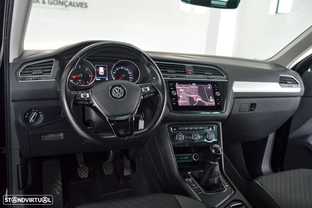VW Tiguan 1.6 TDI Confortline - 7