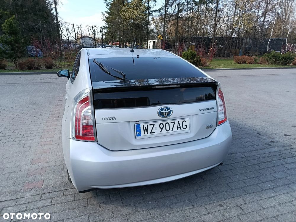 Toyota Prius - 16