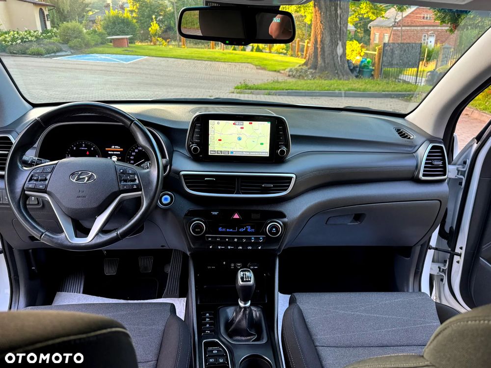 Hyundai Tucson 1.6 CRDi Comfort 2WD - 22