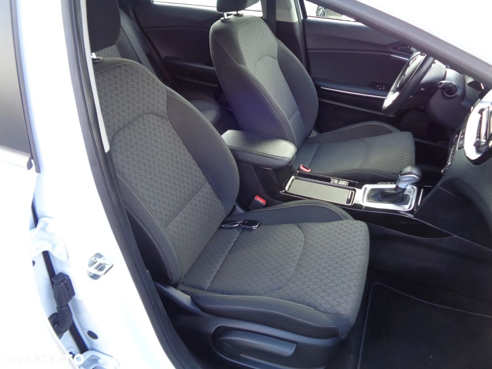 Kia Ceed 1.6 GDI DCT OPF Platinum Edition - 24