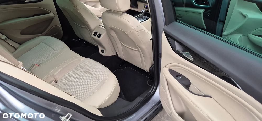 Opel Insignia CT 2.0 CDTI Exclusive S&S - 14