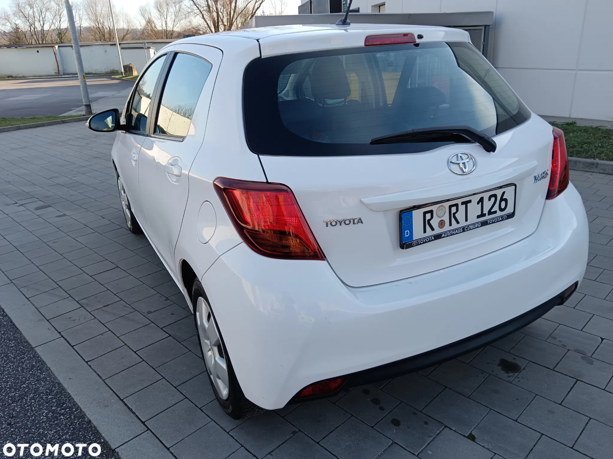 Toyota Yaris 1.33 Business Edition - 16