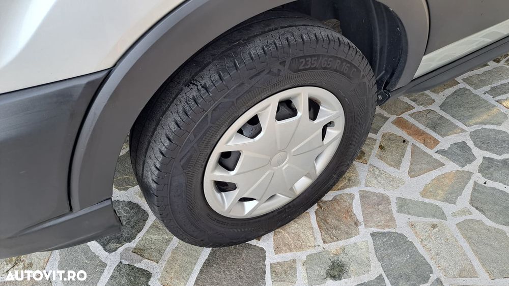 Ford Transit - 16