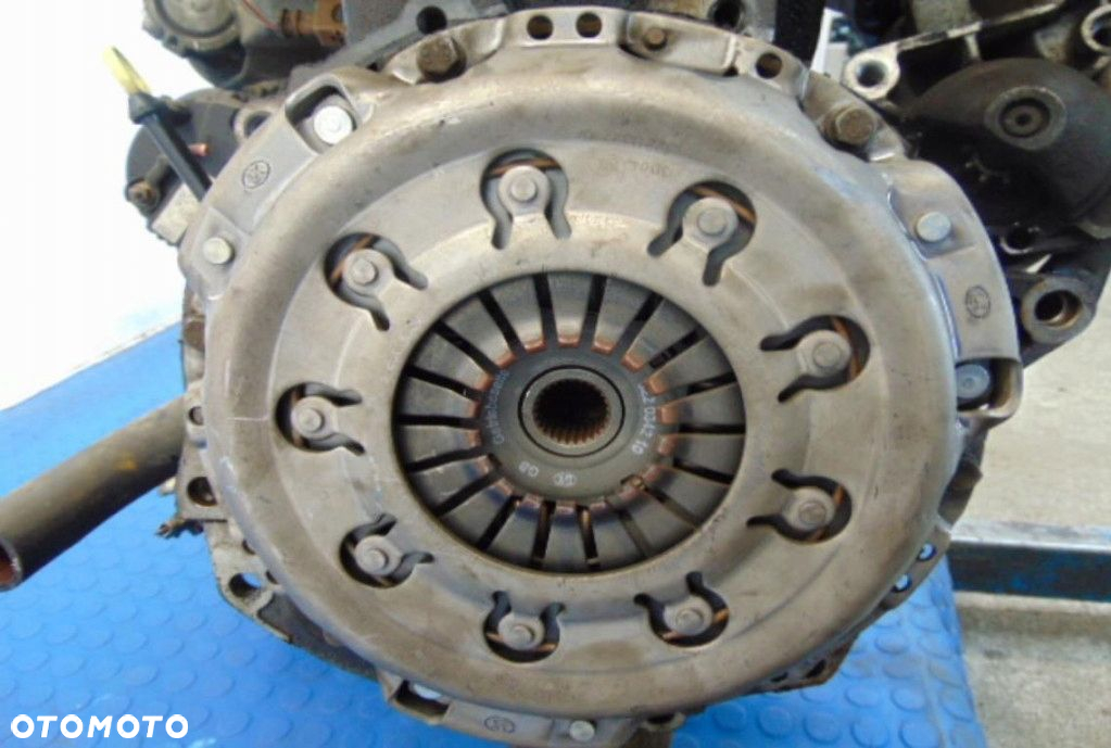 RENAULT LAGUNA II 1.8 16V SILNIK F4P 770 - 6
