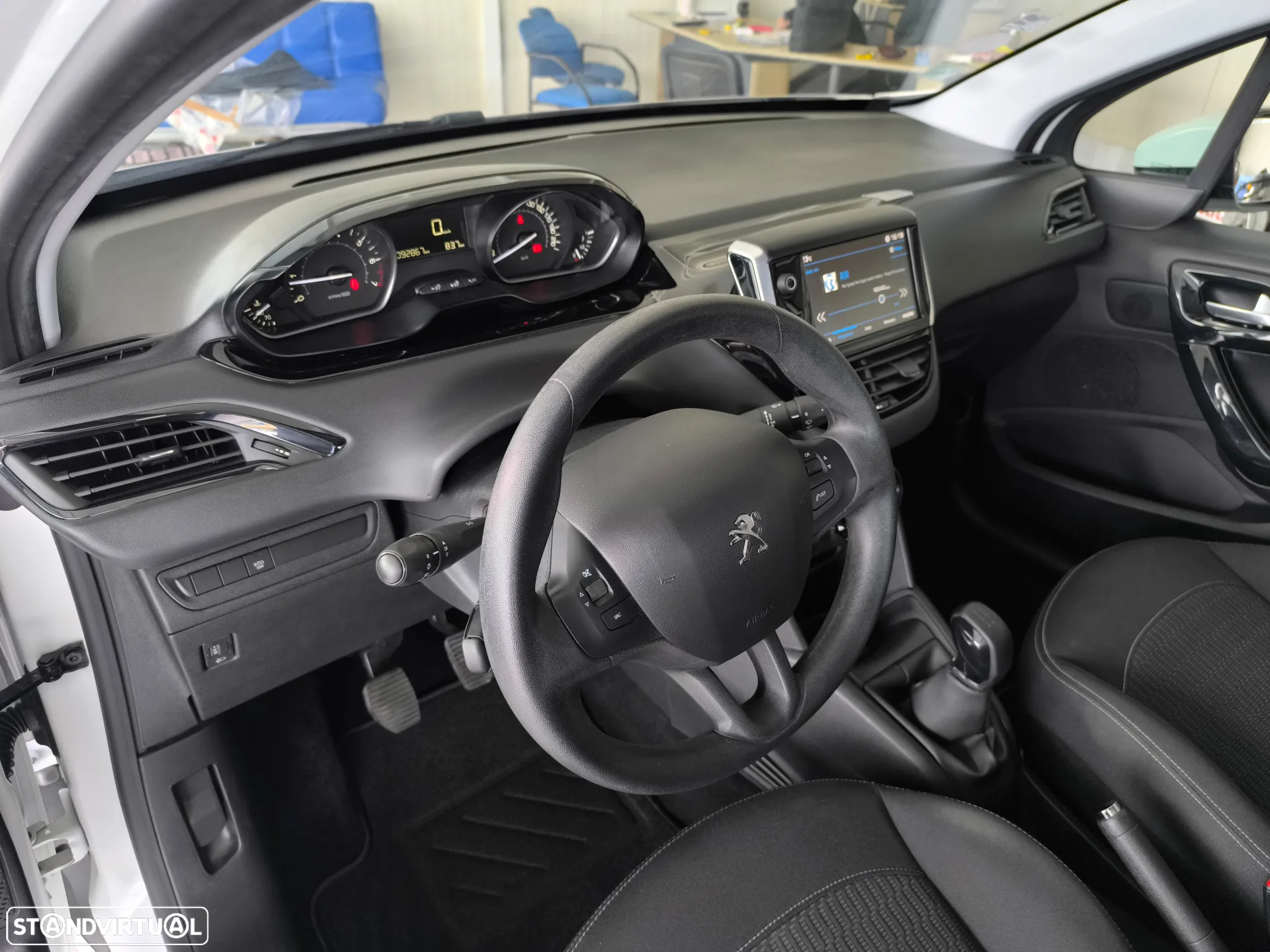 Peugeot 208 1.2 PureTech Active - 15
