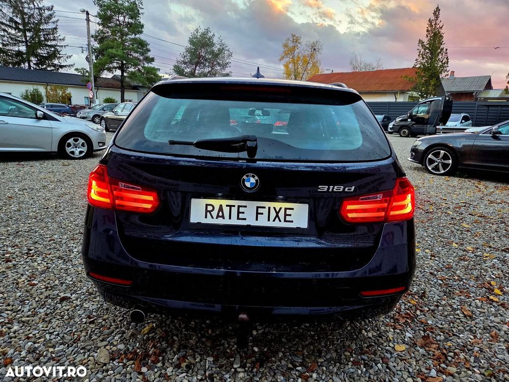 BMW Seria 3 318d Touring Blue Performance - 9