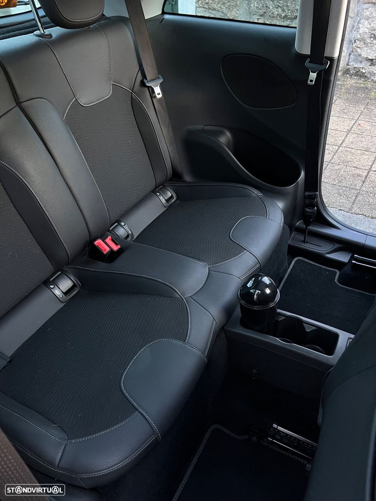 Opel Adam 1.2 Glam - 9