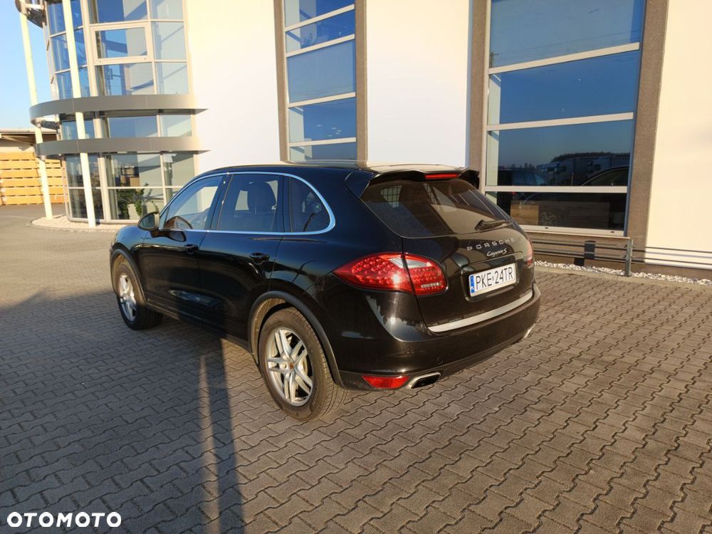 Porsche Cayenne - 3