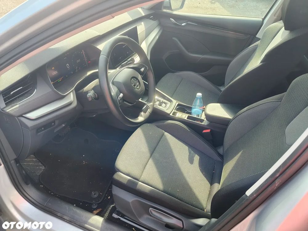 Skoda Octavia 1.5 TSI e-TEC DSG Ambition - 4