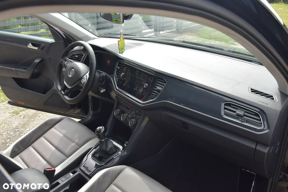 Volkswagen T-Roc 1.5 TSI ACT Premium - 16