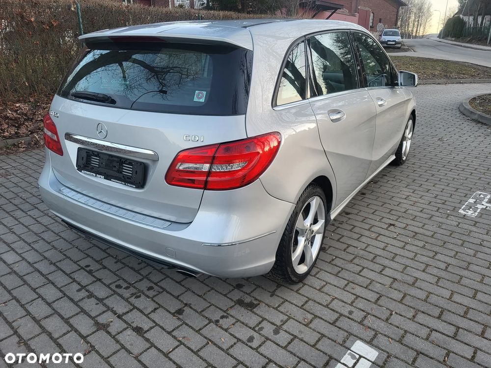 Mercedes-Benz Klasa B 180 CDI (BlueEFFICIENCY) - 6