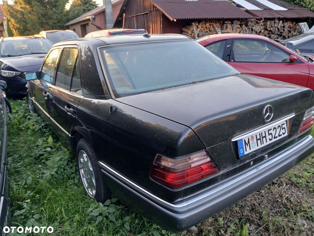 Mercedes-Benz W124 (1984-1993) - 3