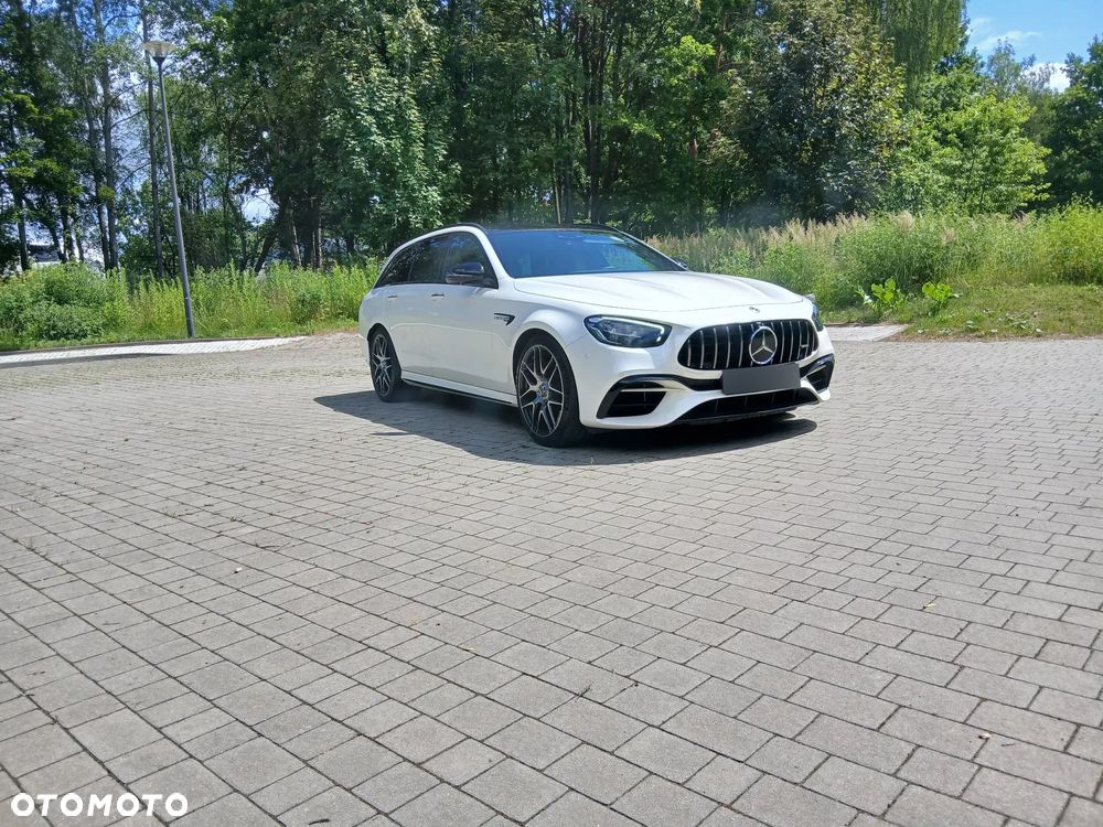 Mercedes-Benz Klasa E AMG 63 S 4Matic+ AMG Speedshift MCT-9G - 2