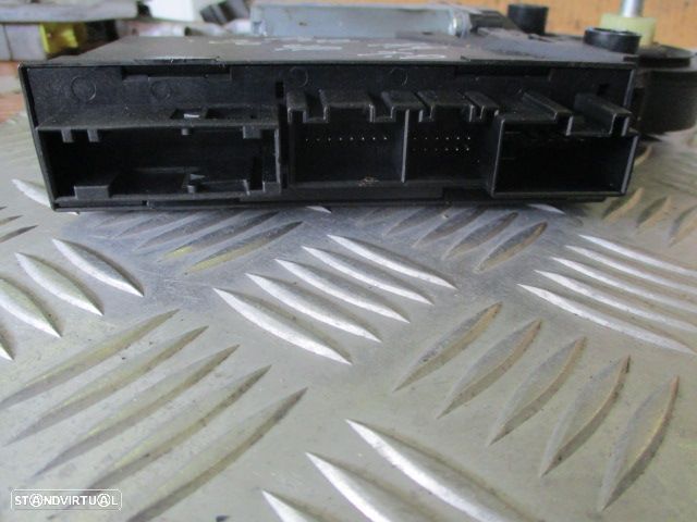 Motor Elevador Vidro 0130821766 AUDI A4 2006  TD AUDI A4 B7 2006 1.9 TDI  115CV   8V 4P CINZA T DRT AUDI A4 B6 2003 1.9TDI 130CV 4P AZUL T DRT - 2