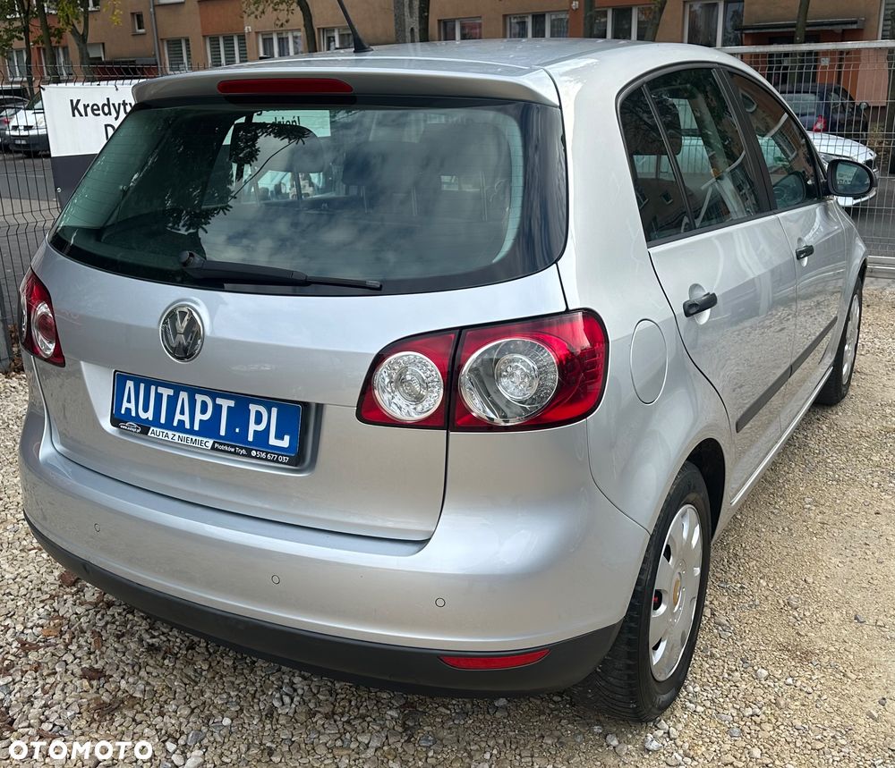 Volkswagen Golf Plus - 12