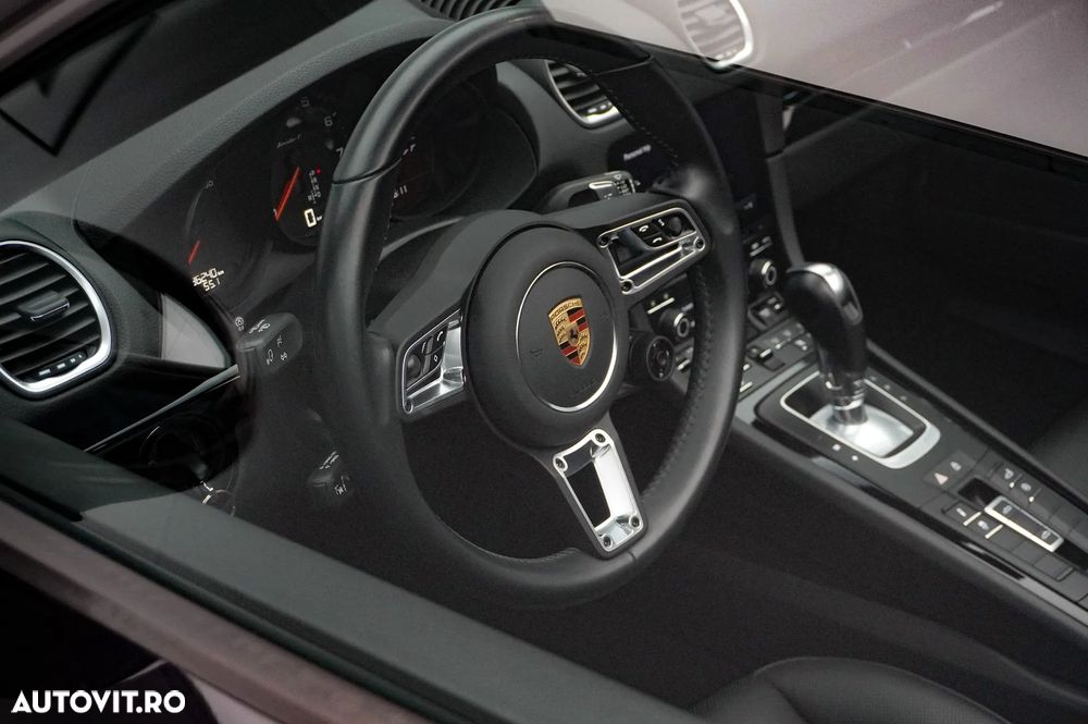 Porsche Boxster 718 T PDK - 18