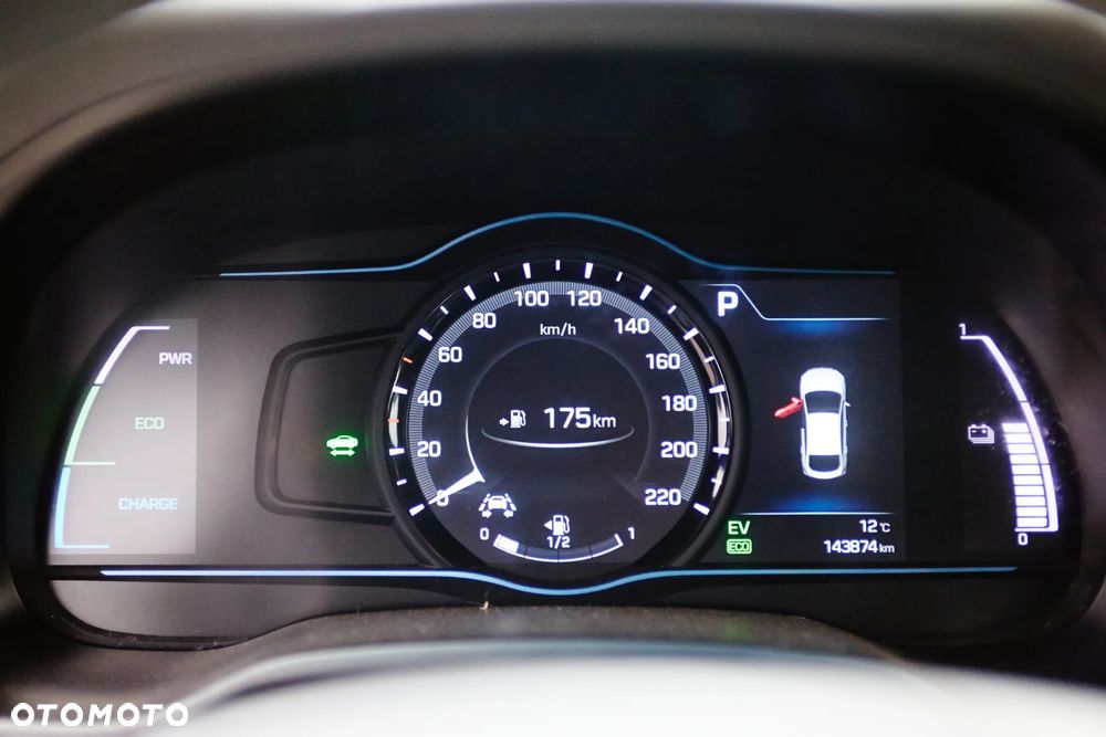 Hyundai IONIQ Hybrid Platinum - 17
