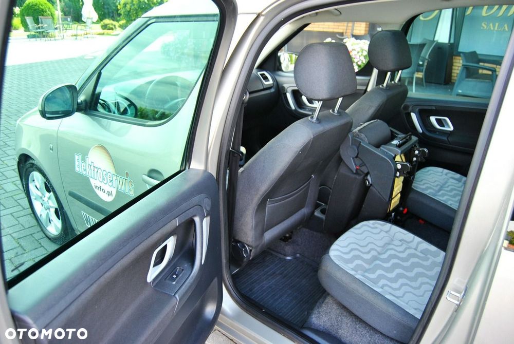 Skoda Roomster 1.4 16V Ambition - 10