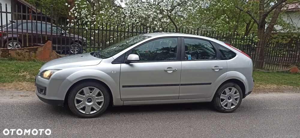 Ford Focus 1.6 Ti-VCT Trend - 2