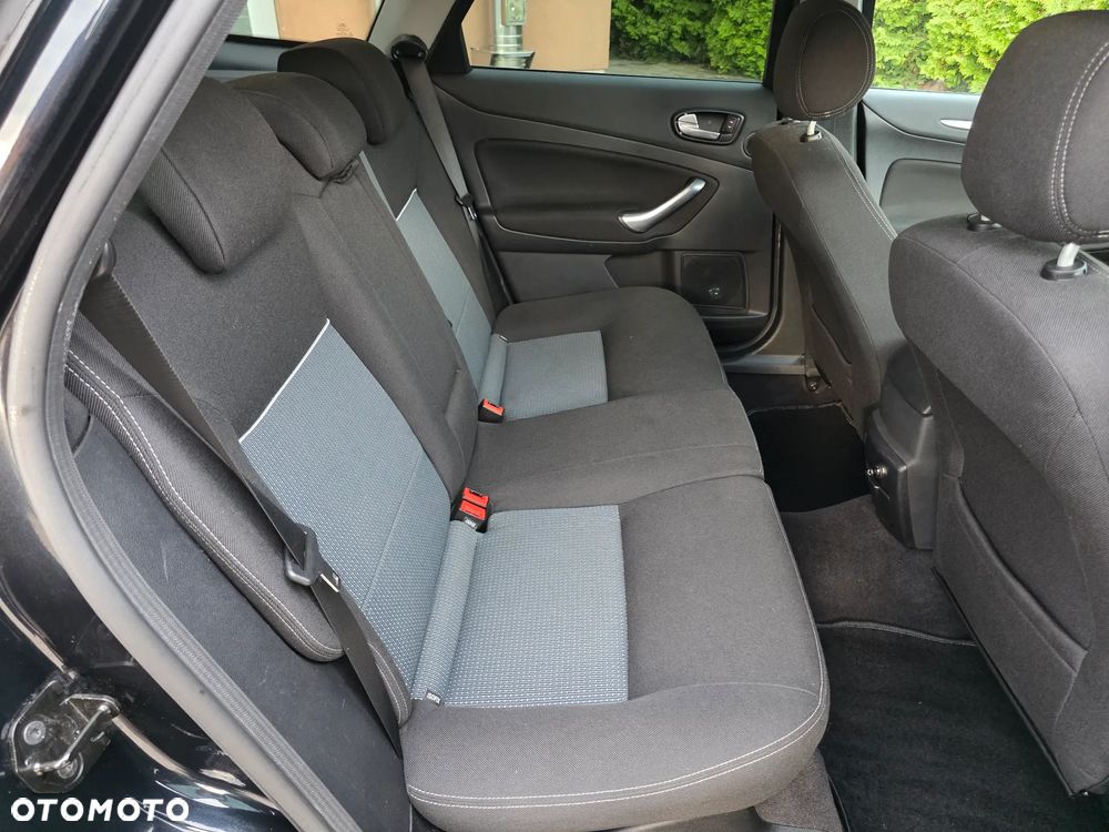 Ford Mondeo 1.6 Ti-VCT Trend - 23