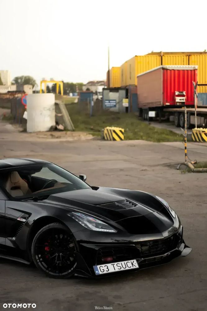 Chevrolet Corvette - 2