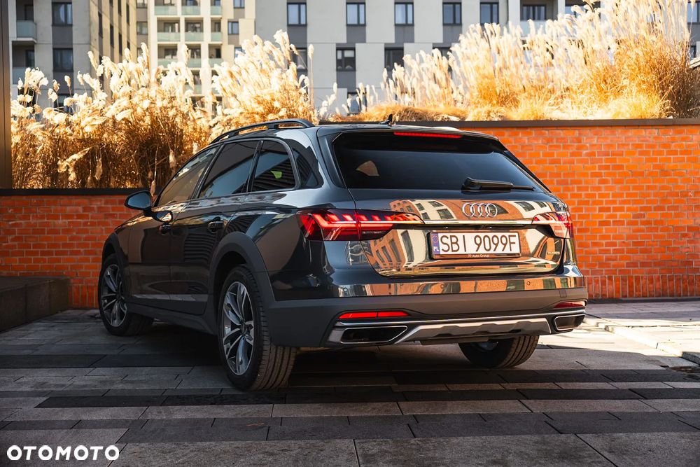 Audi A4 Avant 40 TDI quattro S tronic - 4