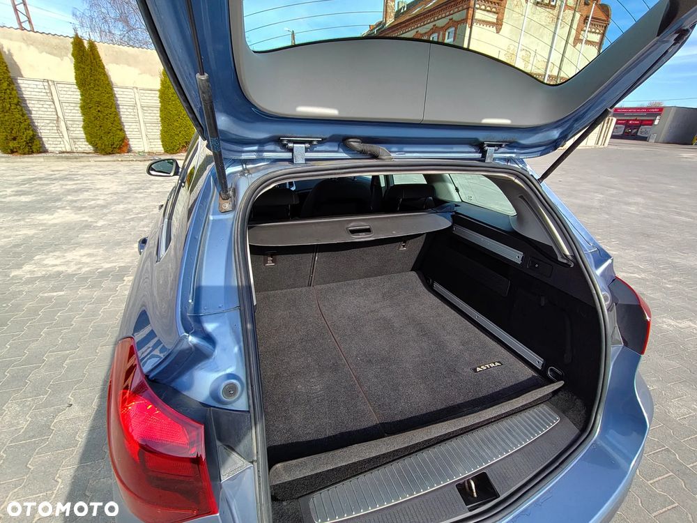 Opel Astra 1.4 Turbo Sport - 22