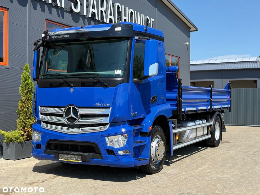 Mercedes-Benz Antos Actros Arocs 1843 // Wywrotka 3 - stronna // Klimatyzacja // Hak do przyczepy // Plandeka osłaniająca ładunek // Blokada mostu // Euro 6 - 13