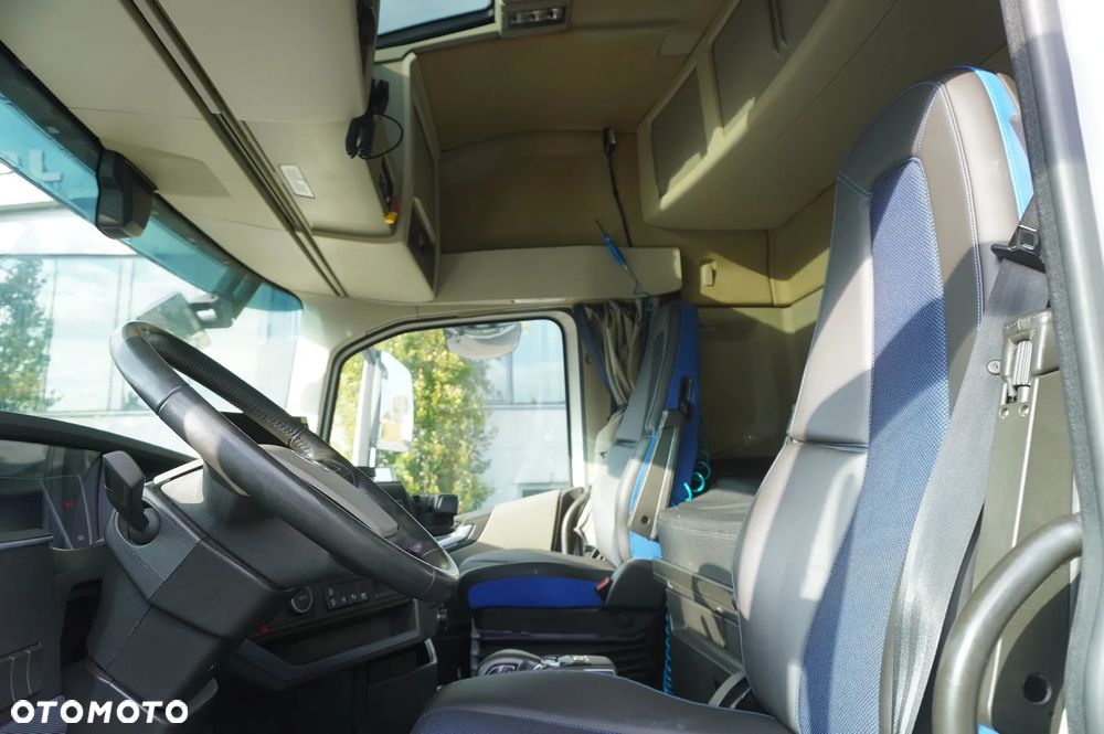 Volvo FH 420 6x2 / BDF / 2022 - 16