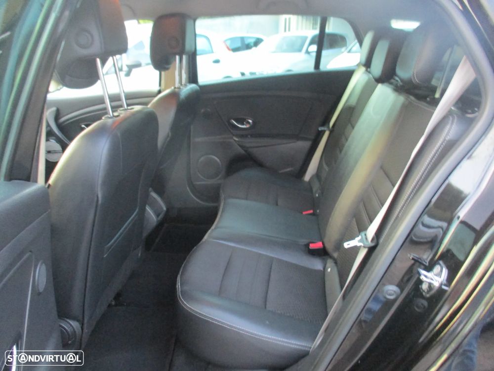 Renault Mégane Sport Tourer ENERGY dCi 110 Start & Stopp Bose Edition - 26