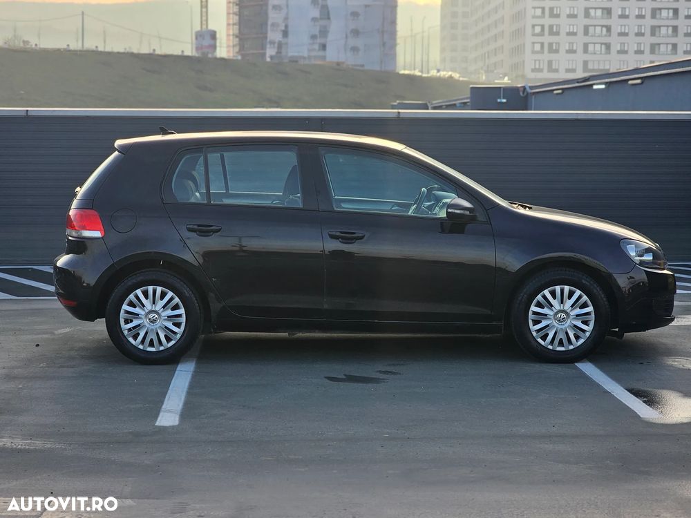 Volkswagen Golf 1.6 TDI BlueMotion Technology DPF Comfortline - 3