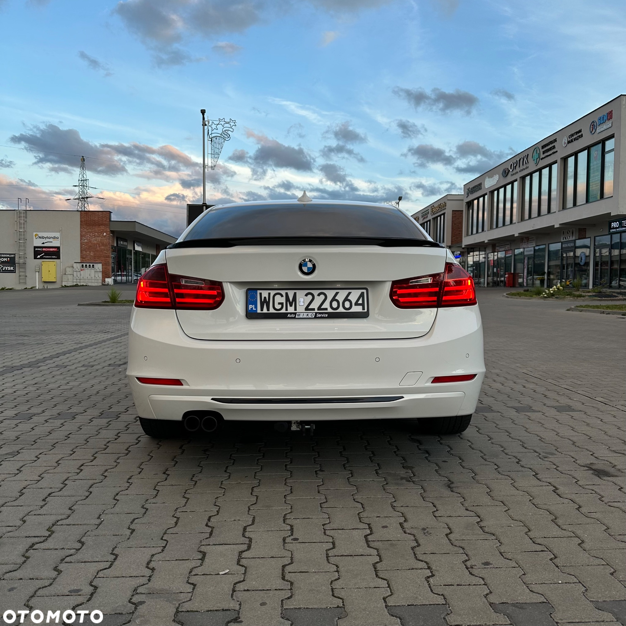 BMW Seria 3 - 9