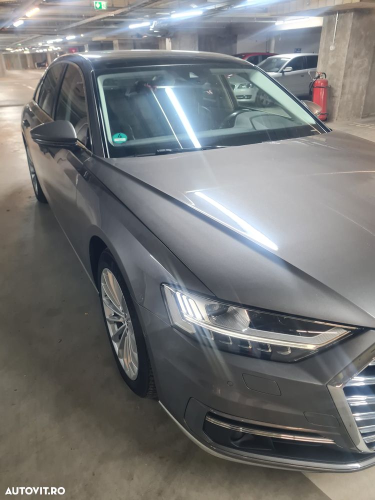 Audi A8 2018 photo 2