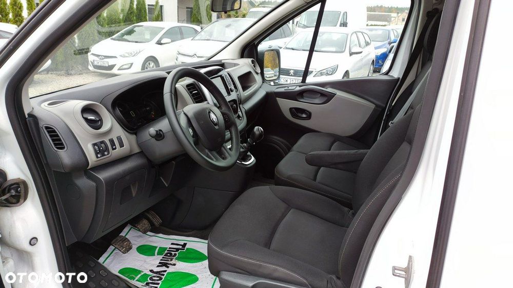 Renault Trafic - 8