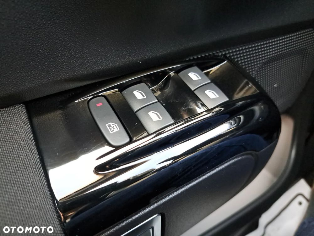 Citroën C3 1.2 PureTech Shine - 14