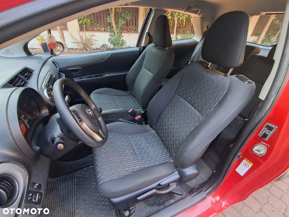 Toyota Yaris 1.33 Luna - 12