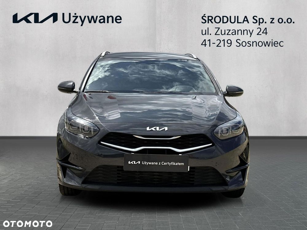 Kia Ceed - 8
