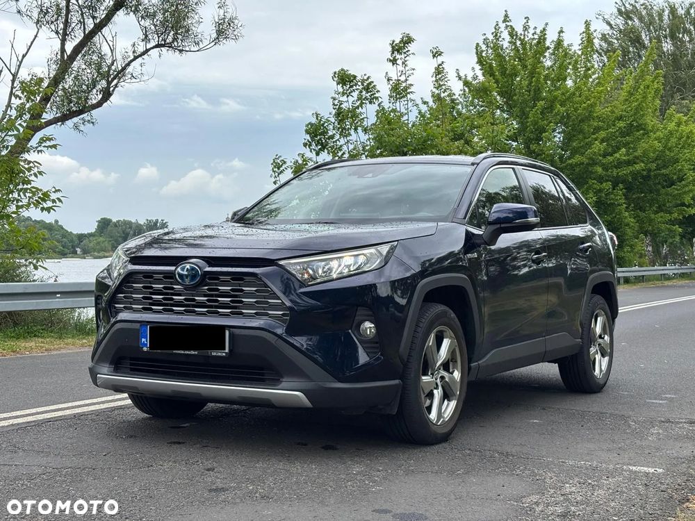 Toyota RAV4 - 1