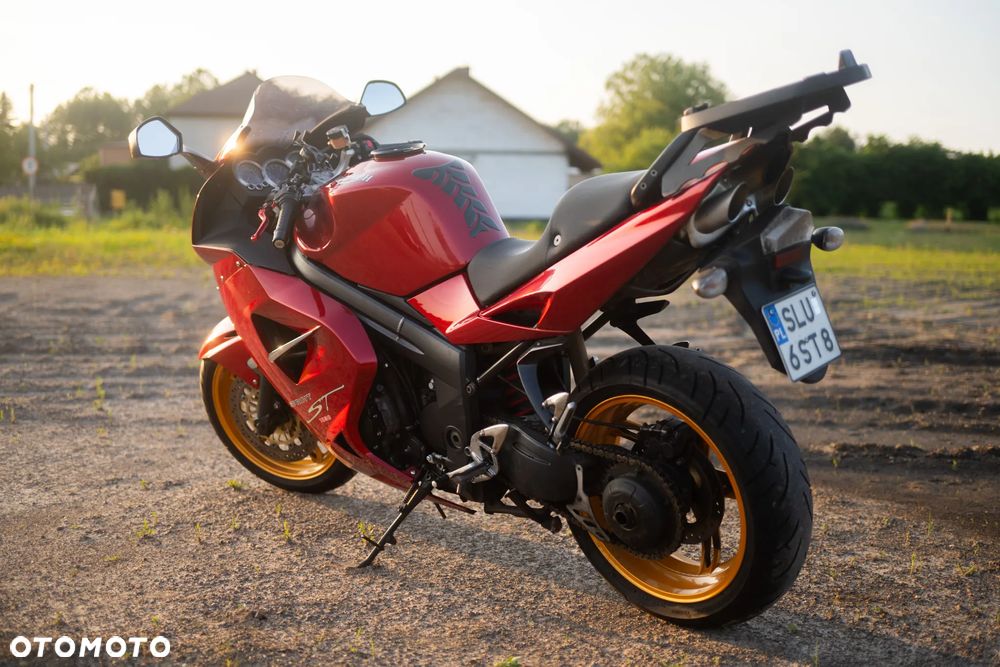 Triumph Sprint - 7