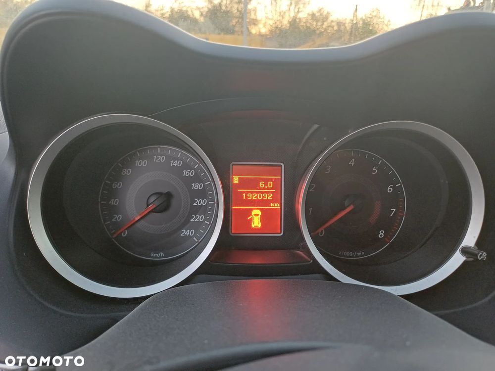 Mitsubishi Lancer 1.8 Invite - 5