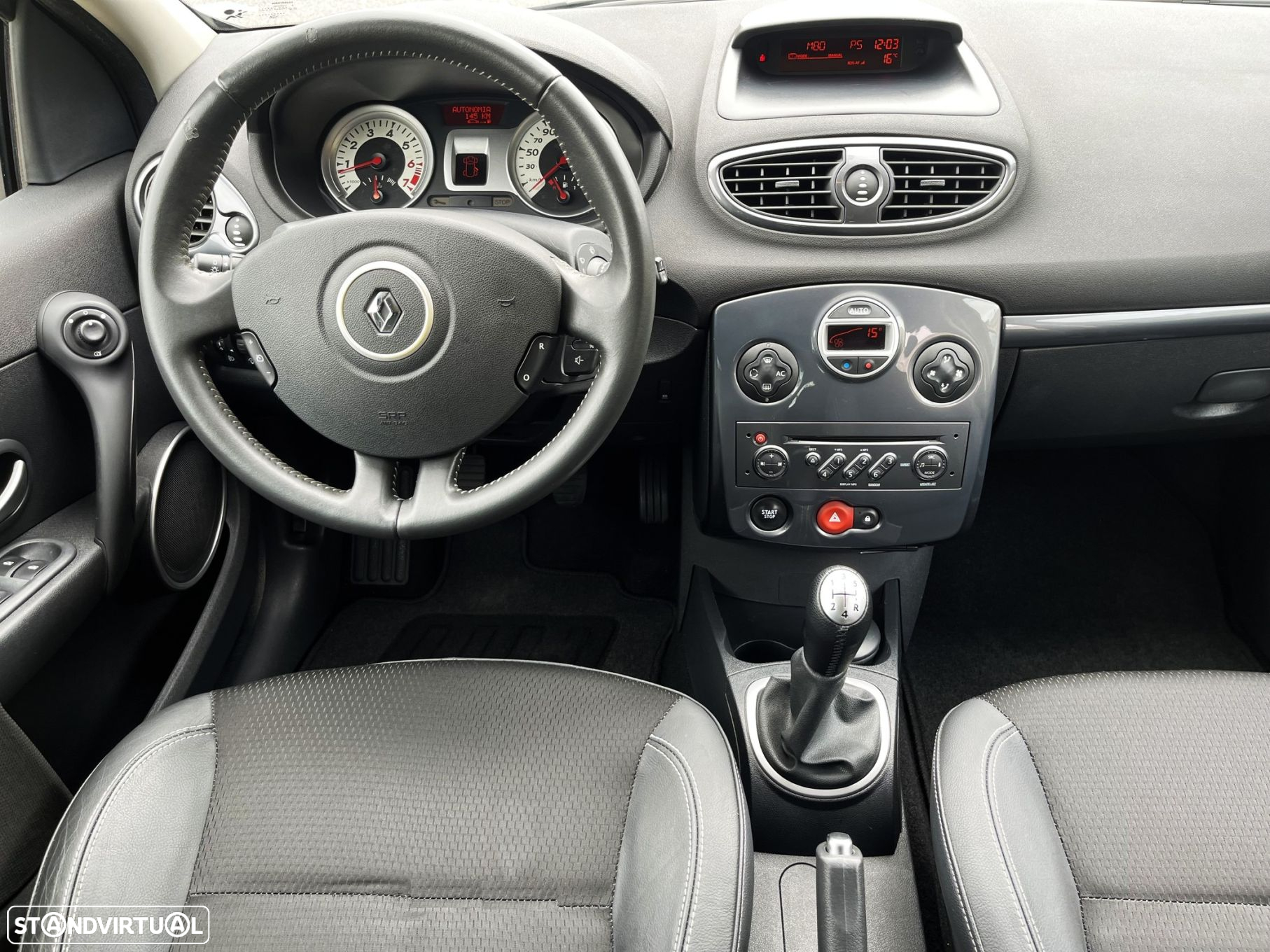 Renault Clio 1.2 TCE Dynamique S - 4