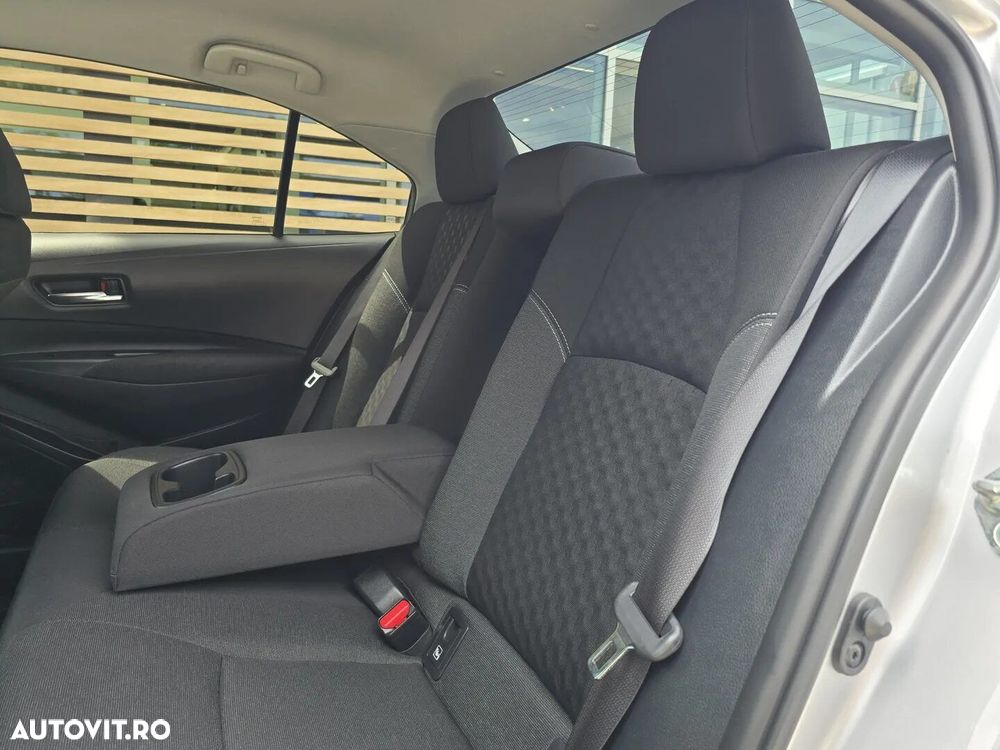 Toyota Corolla - 20
