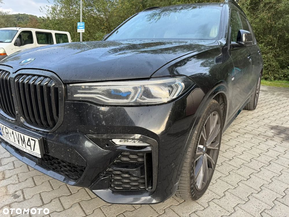 BMW X7 xDrive40d mHEV - 13