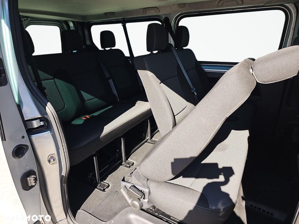 Renault Trafic - 28