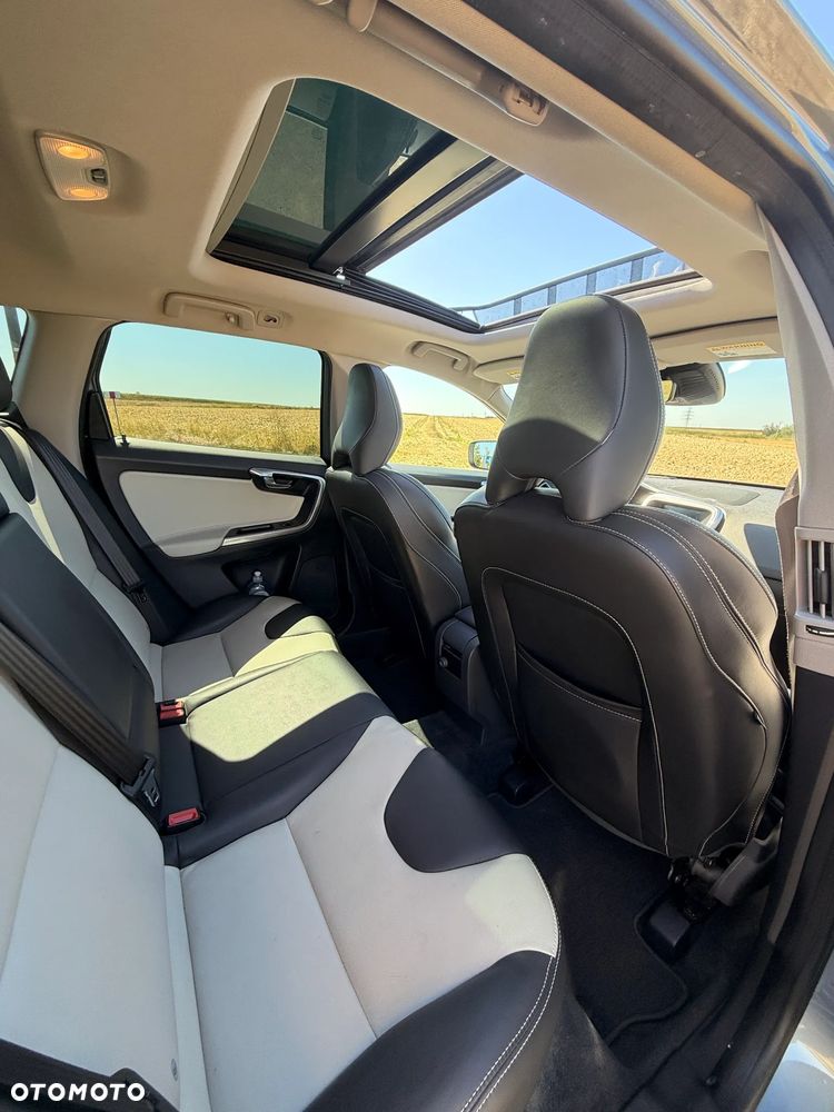Volvo XC 60 - 12