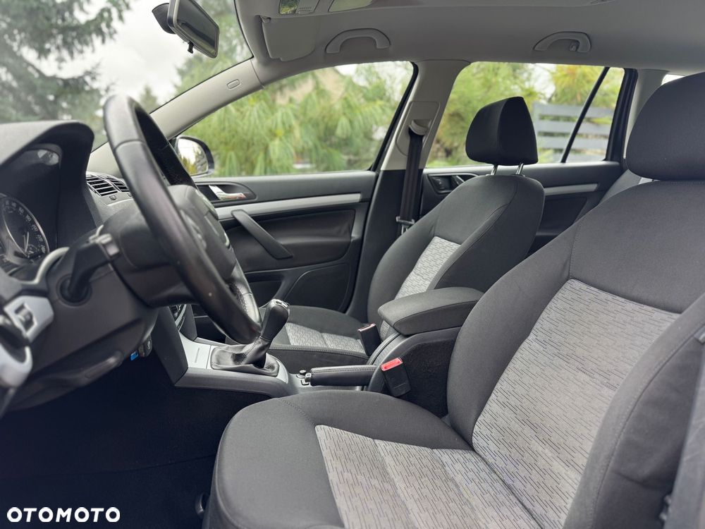 Skoda Octavia Combi 1.6 TDI DPF Ambiente - 17